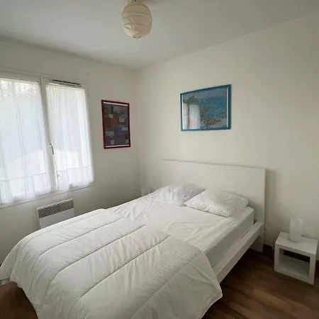 T2 Confortable, Calme, Proche Centre-ville Avec Terrasse Et Parking, - Fr-1-495-25 קמבו-לה-באן